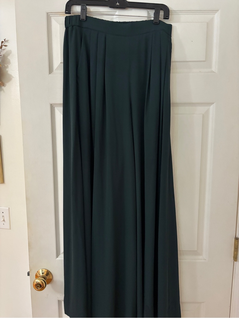 J. Crew Wide Leg Pants in Deep Emerald Green - Picture 2 of 4